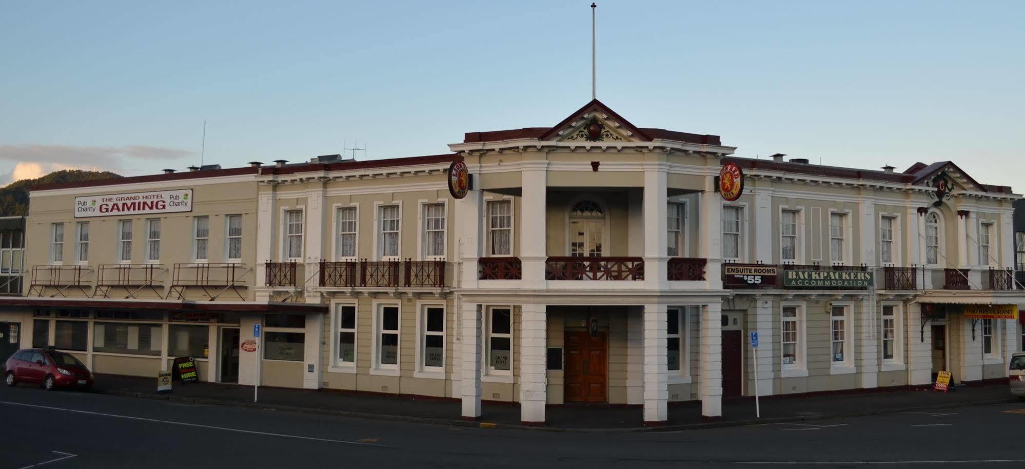 Grand Hotel - Whangarei Esterno foto